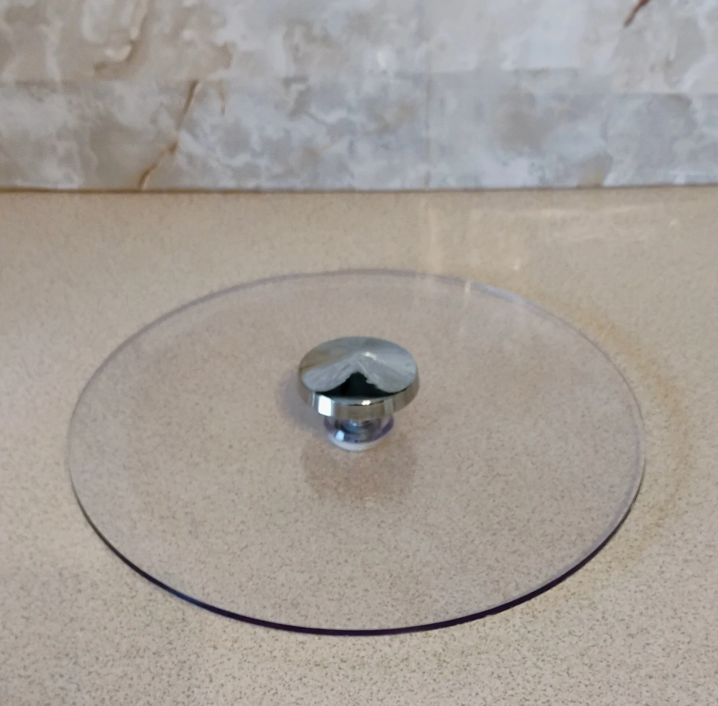 ELEGANT SILVER COLORED ICE BUCKET WITH 2 PLASTIC TABLE COVERS - photo 4