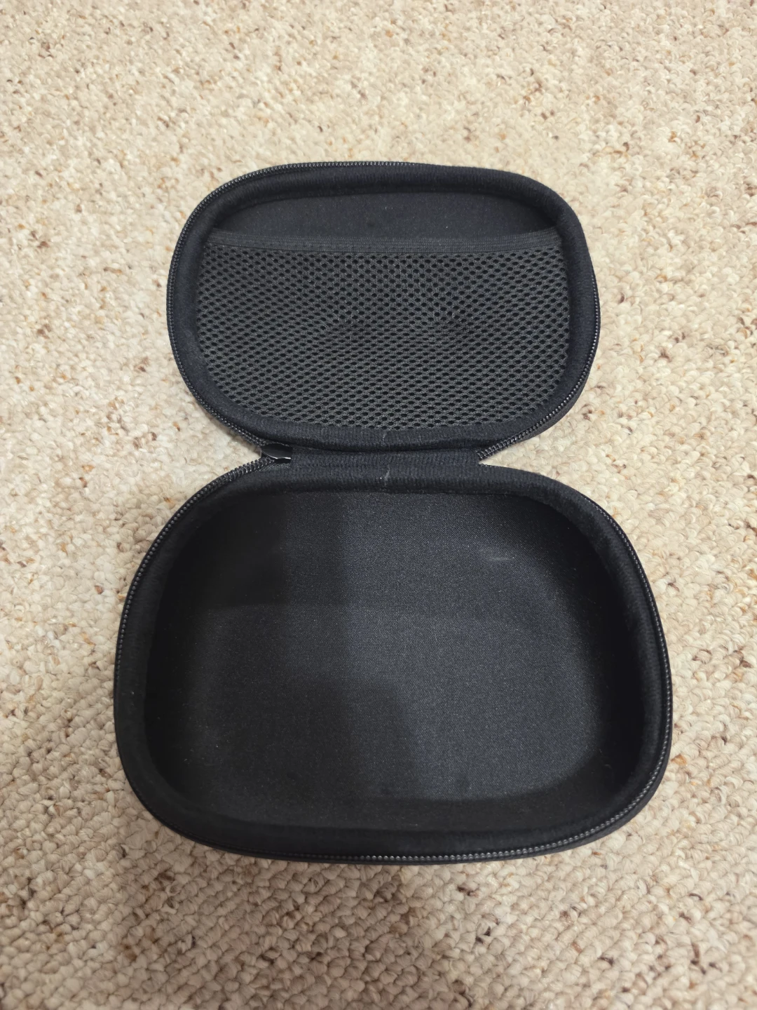 8BitDo Pro 2 Controller + Phone Mount & Case - photo 4
