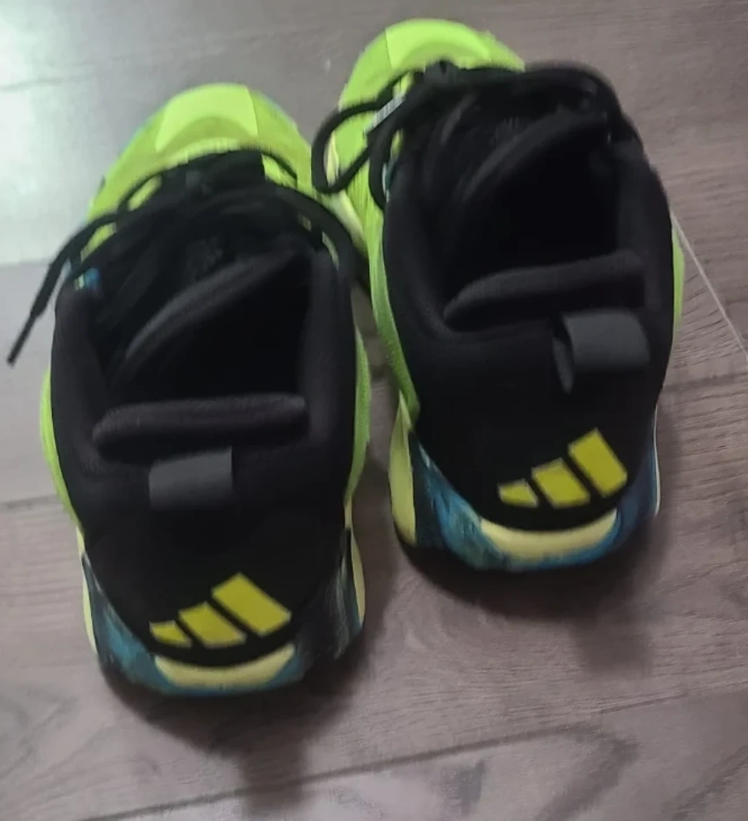 Adidas Basketball Shoes Lime Green size 7y - photo 3