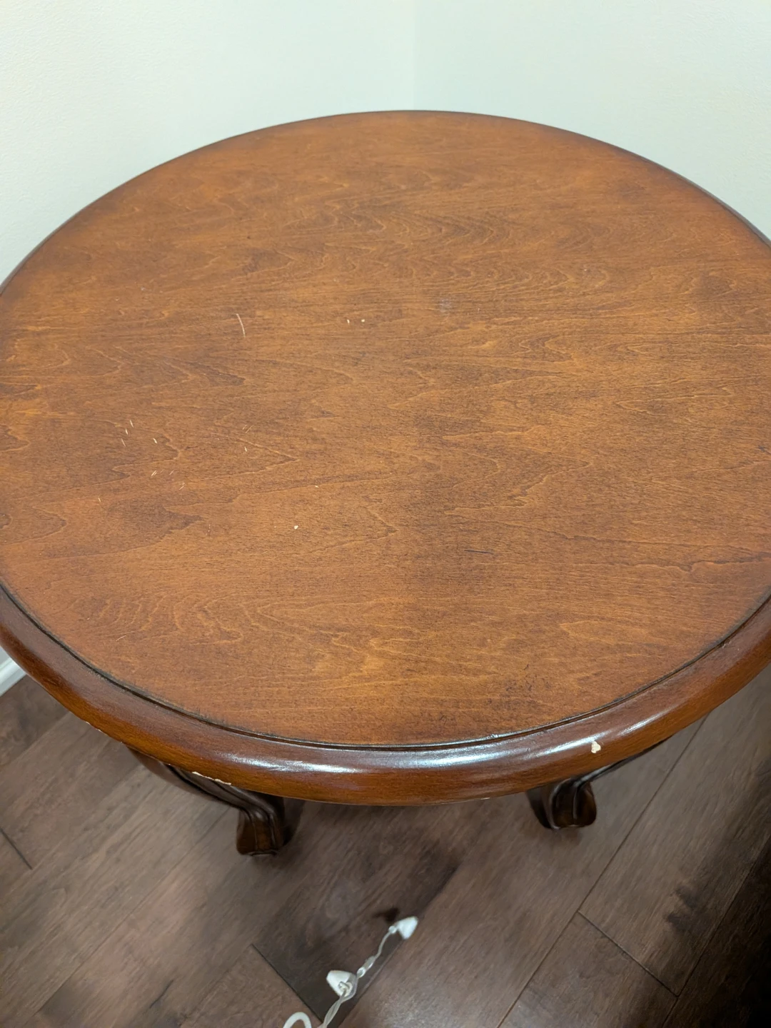 Round Wooden Accent Table - photo 4