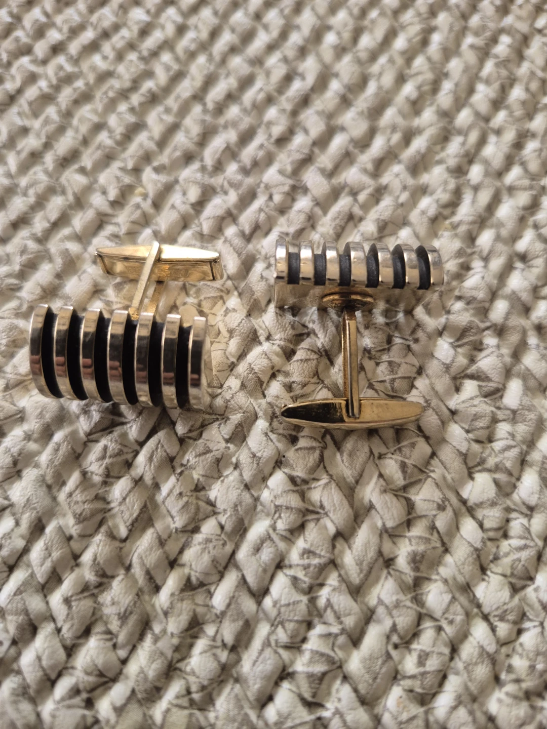 Vintage Gold and Black Striped Cufflinks - photo 2