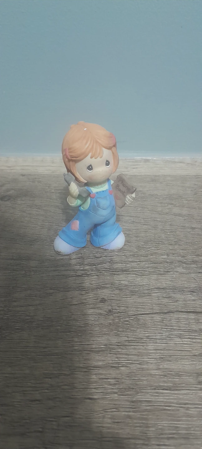 Precious Moments Figurine - photo 2