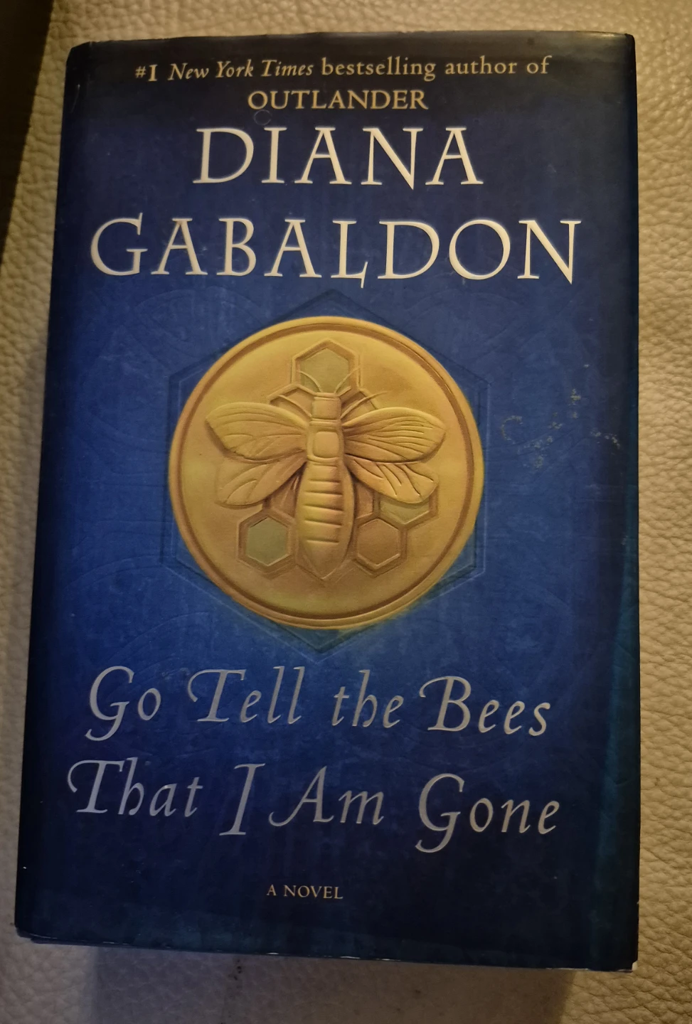 Diana Gabaldon "Go tell the bees I'm gone"
