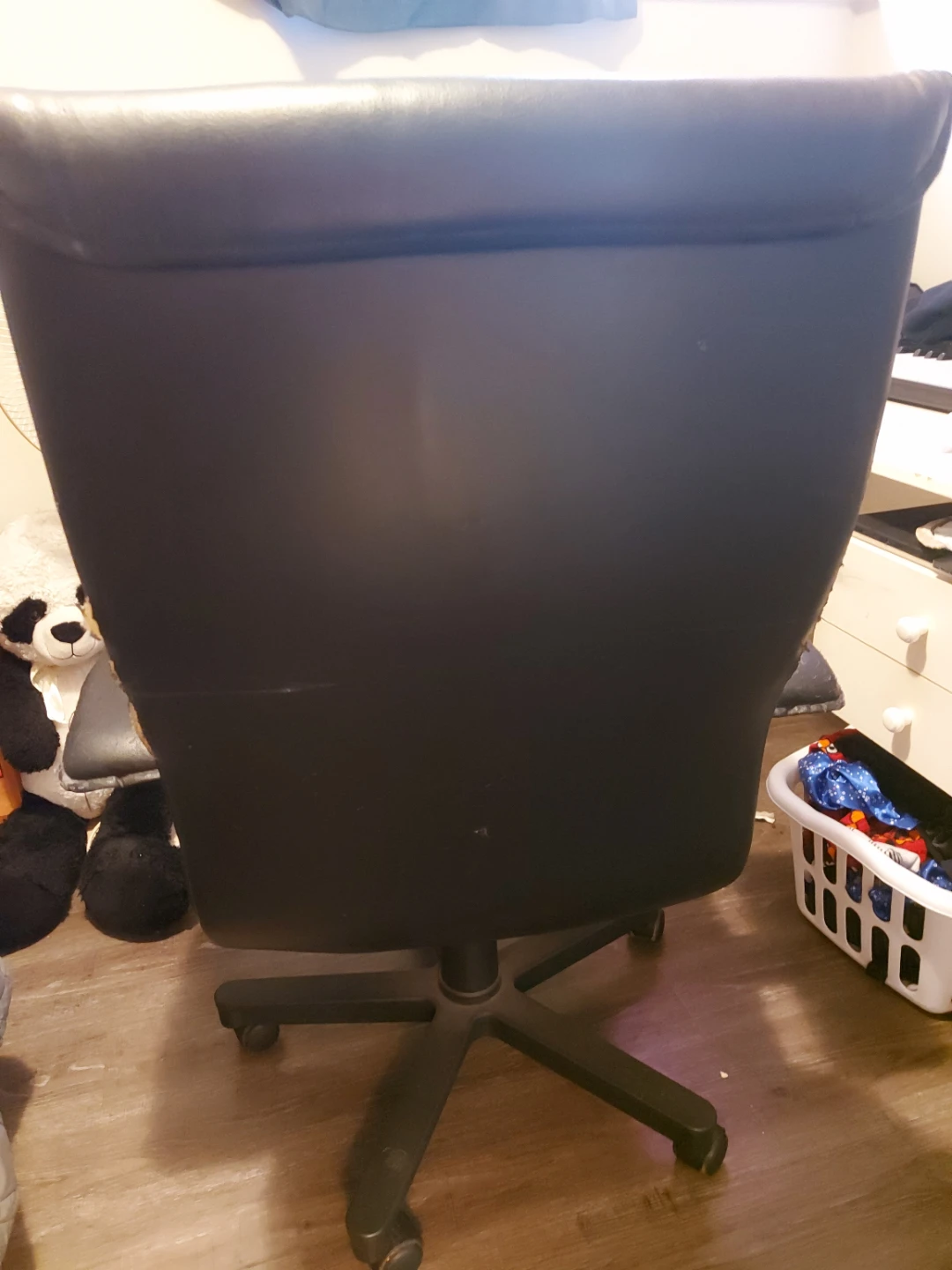 Black Office Chair - photo 3