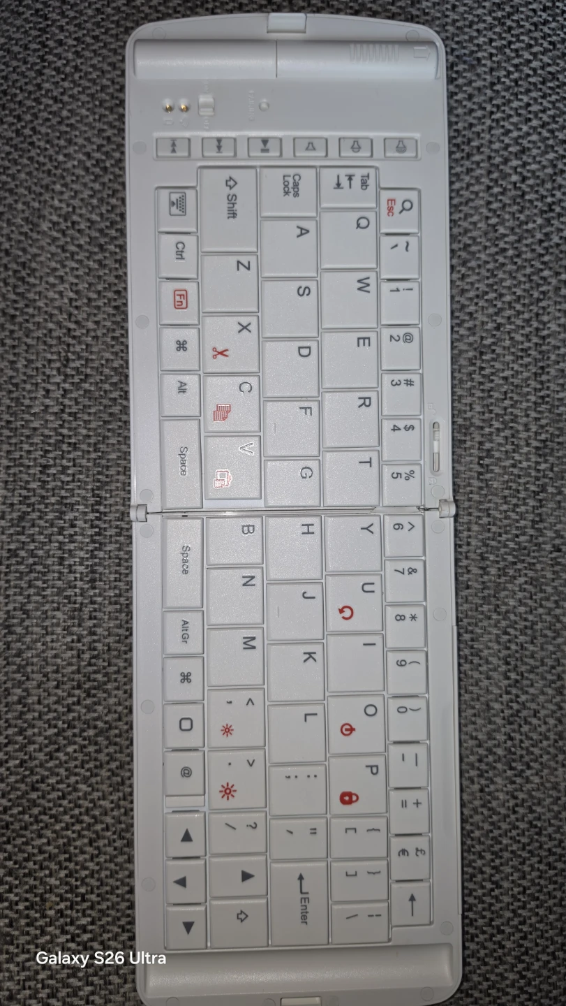 Verbatim Foldable Bluetooth Keyboard - photo 4