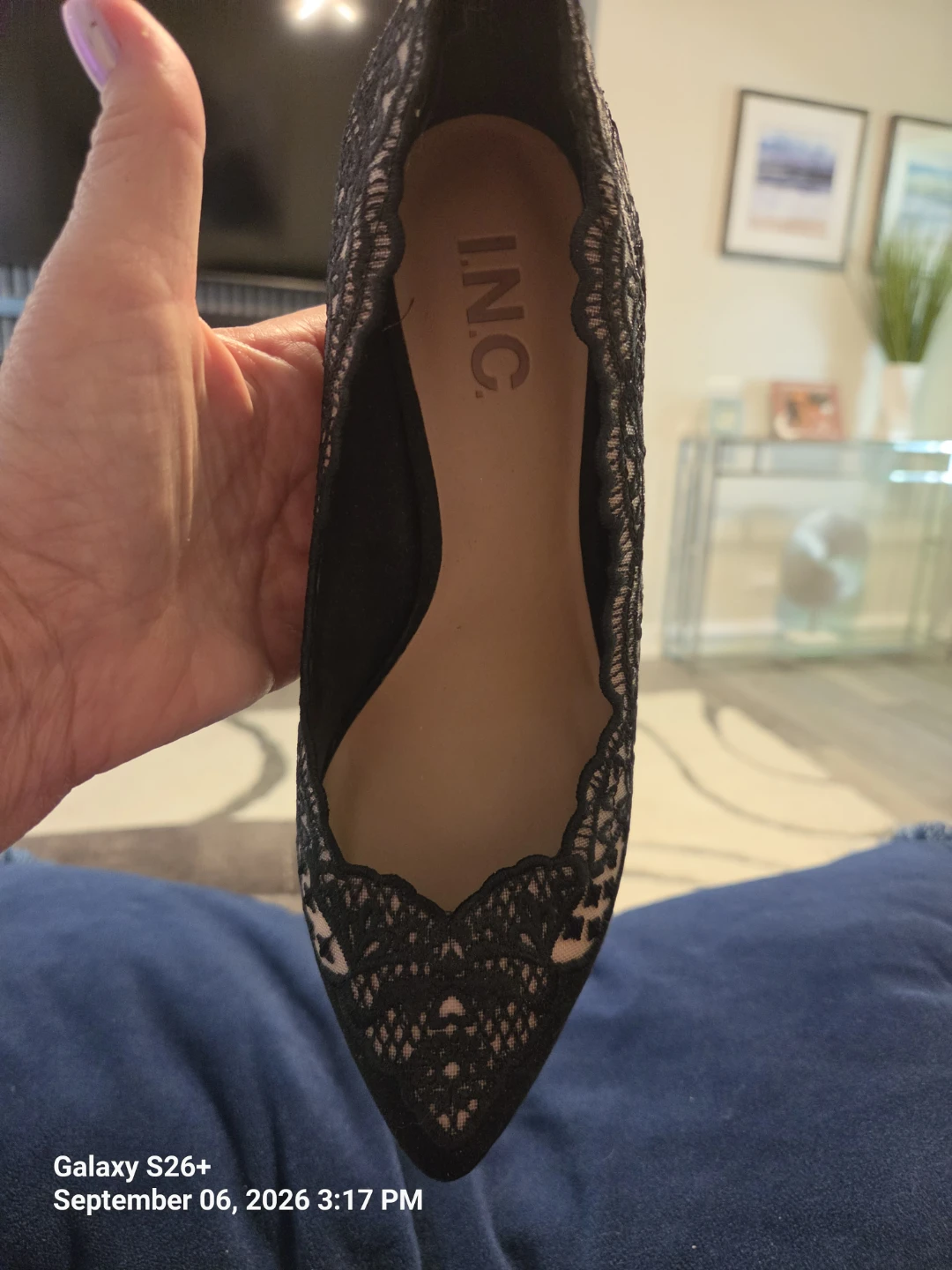 I.N.C. Black Lace Stiletto Pumps Size 6.5M - photo 3