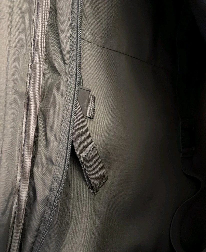 Briggs and Riley Olive 25" checked luggage msrp $1700. - photo 4