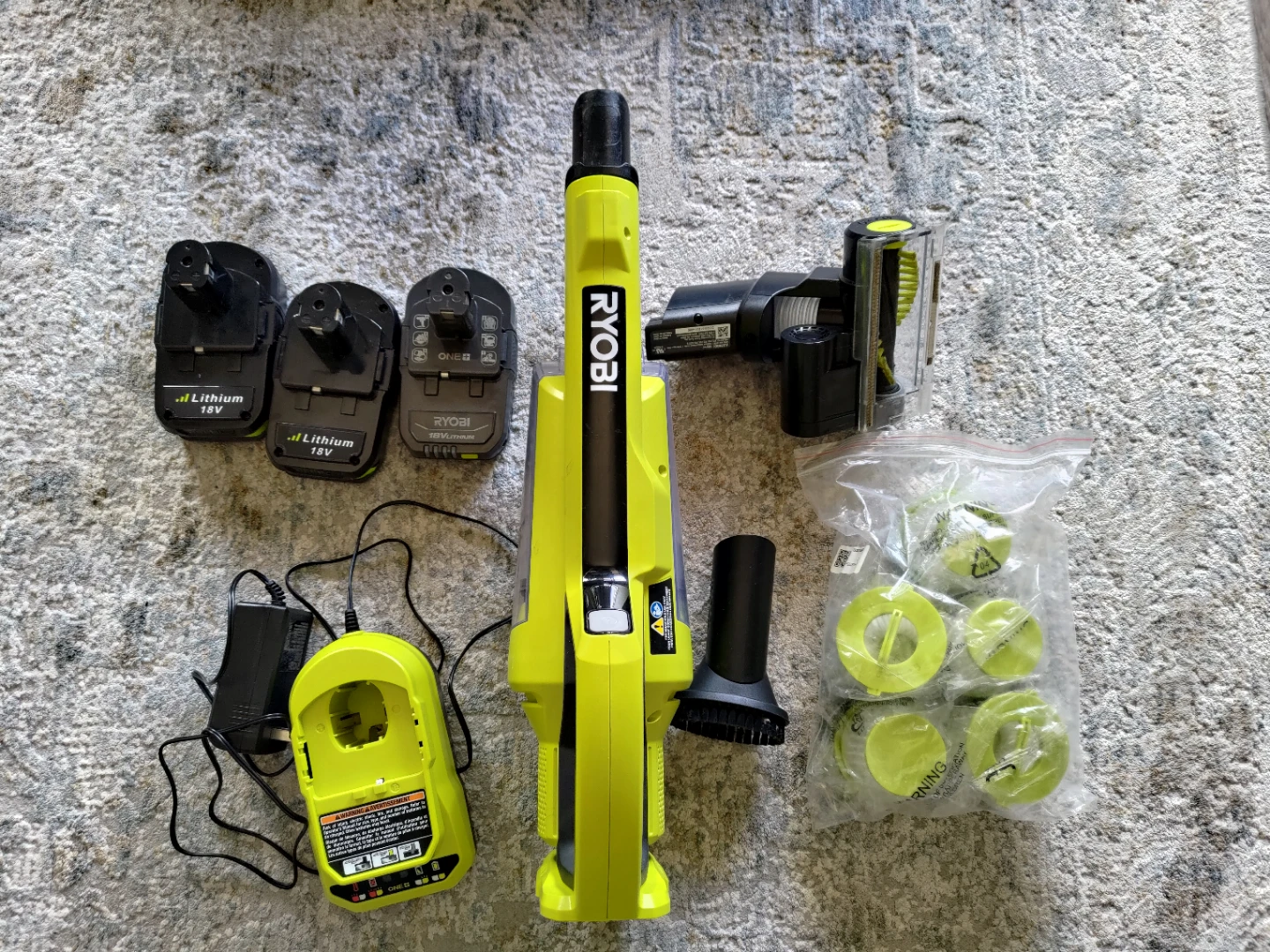 Ryobi vacuum PCL700