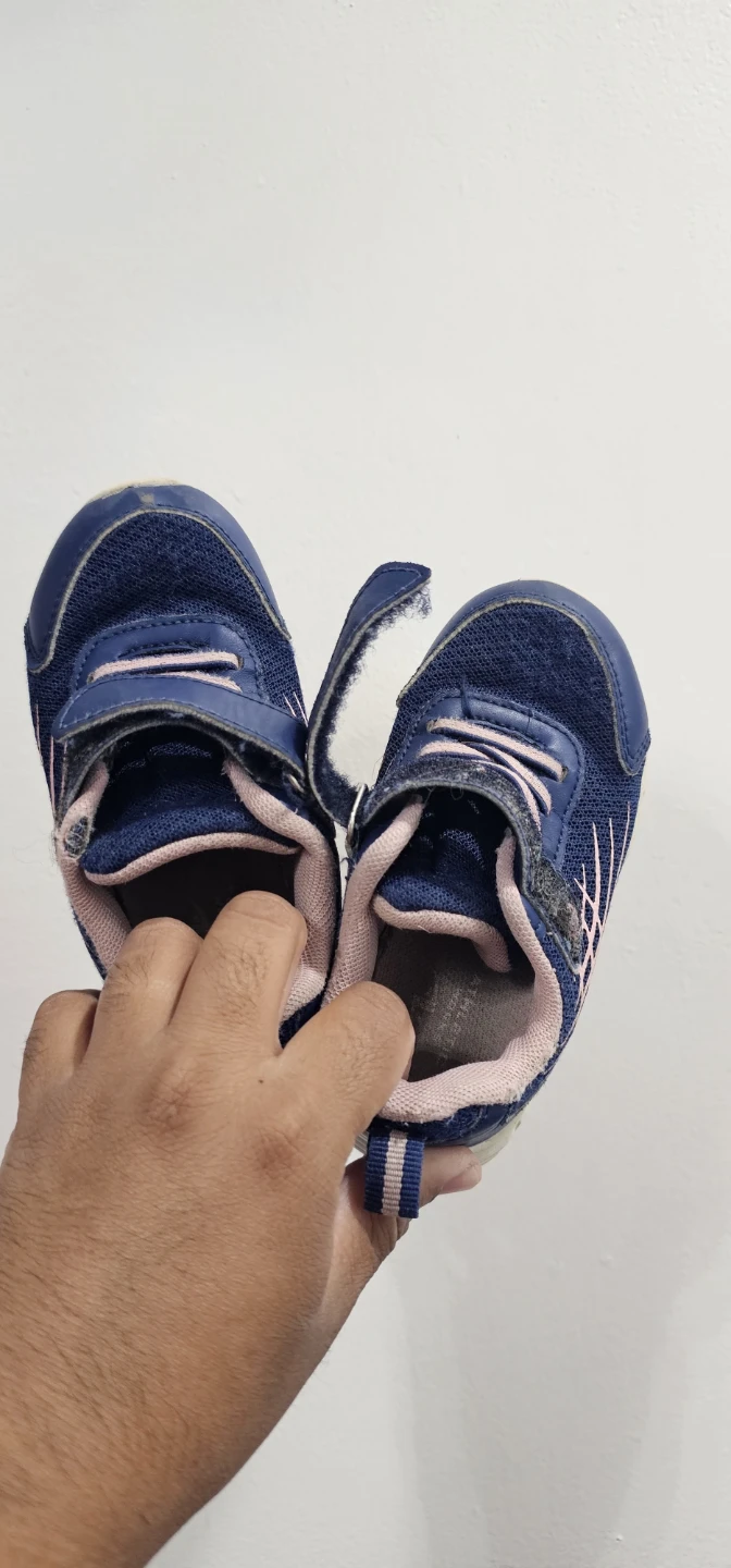 Shoes girls size 5