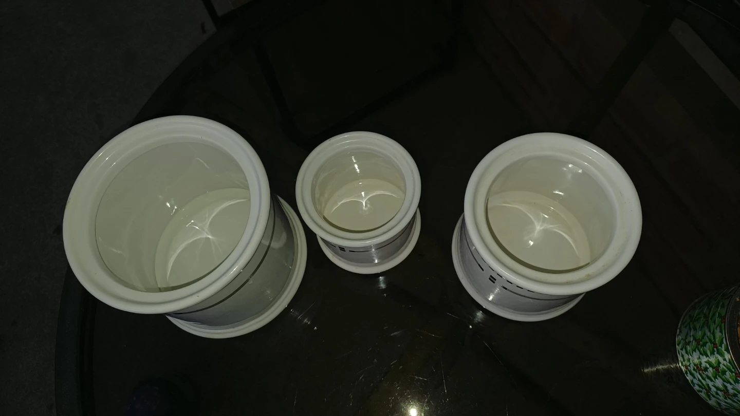 Set of 3 Ceramic Storage Canisters - photo 2