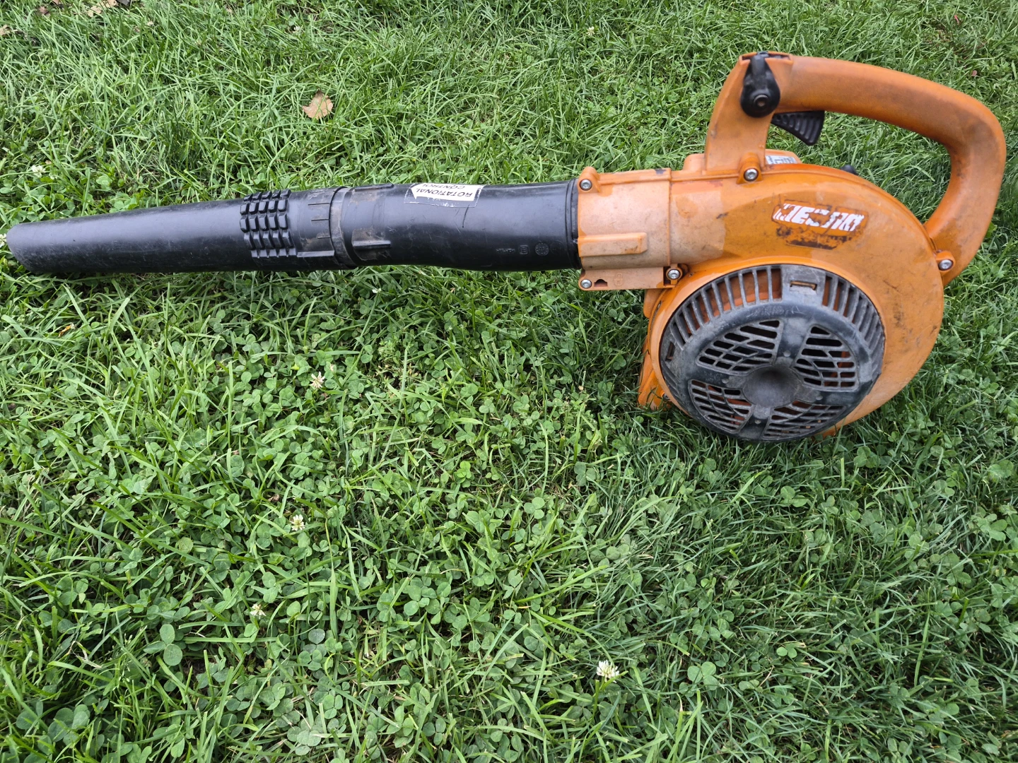 Echo handheld leaf blower for parts or repair