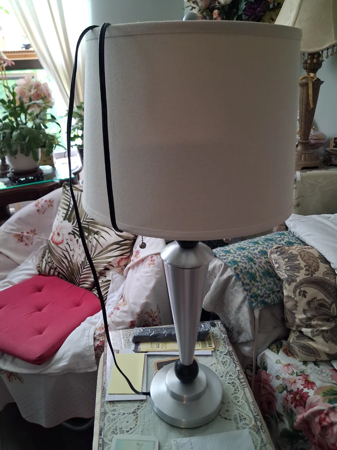 Metal silver black lamp. - photo 2
