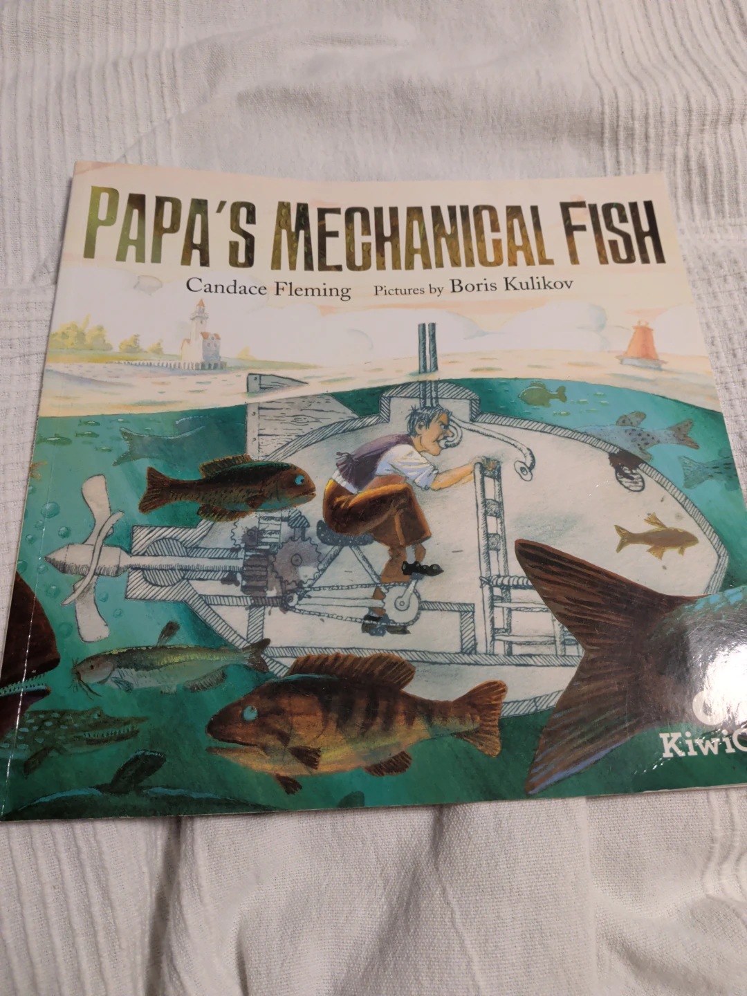 Kiwico book -Papa's Mechanical Fish 🏈