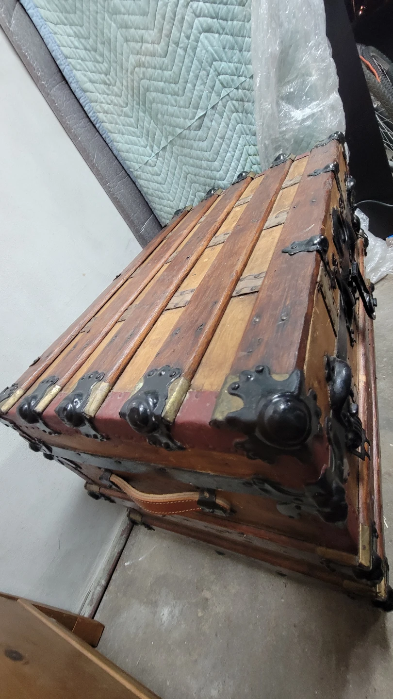 Vintage Antique Wooden Storage Trunk - photo 2