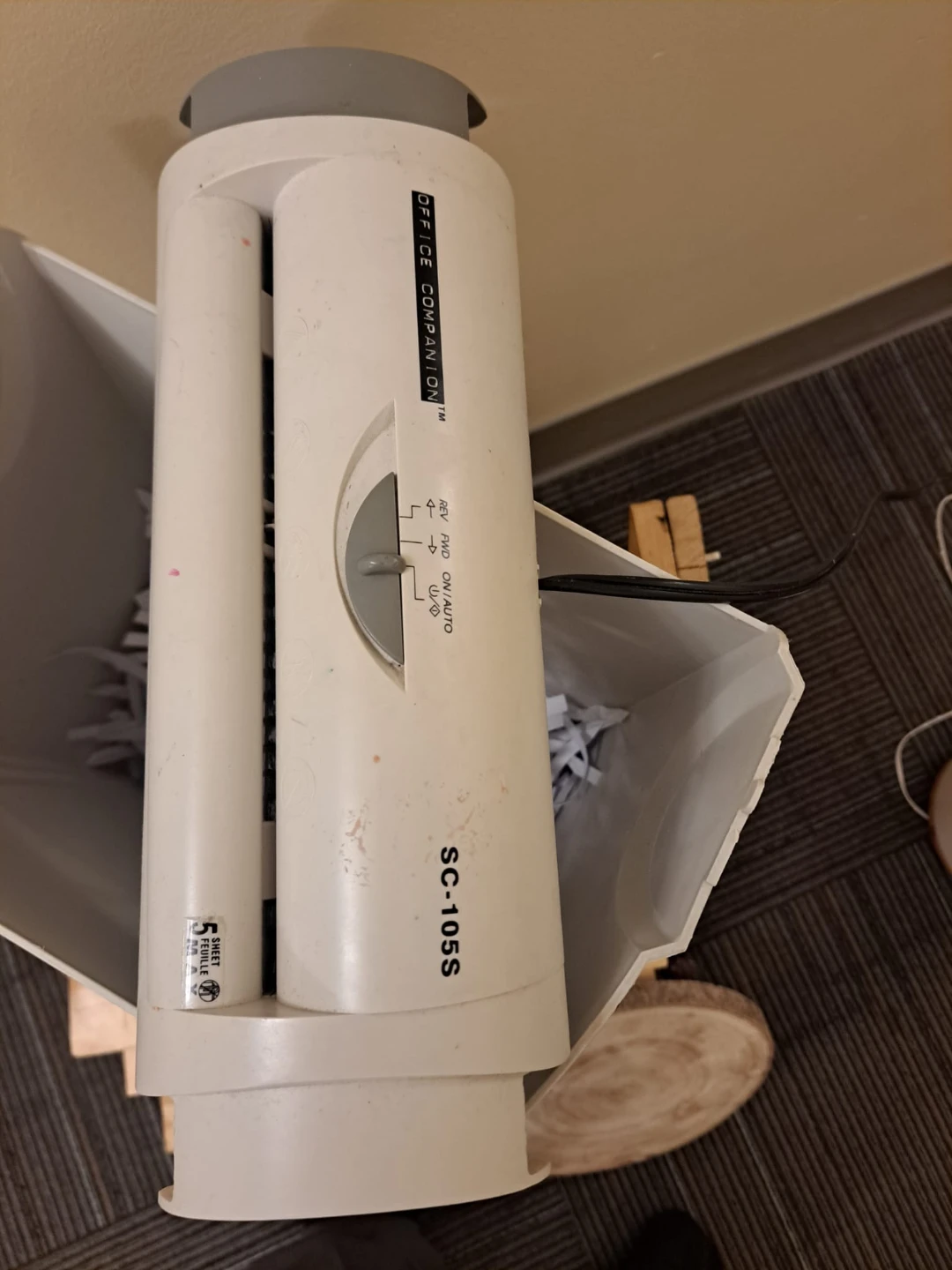 Office Companion SC-105S Paper Shredder - photo 2