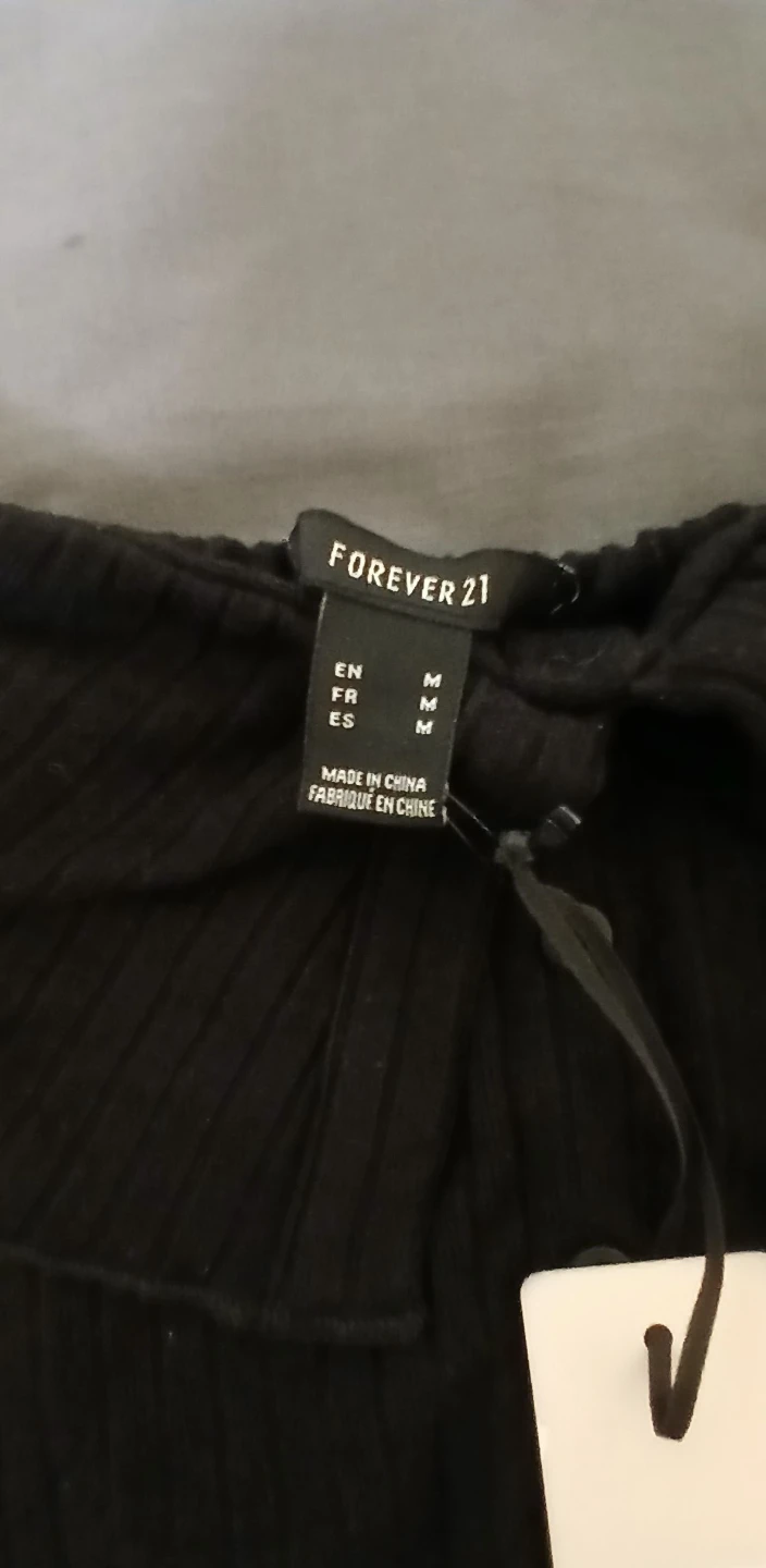 Forever 21 black long sleeve collared top - photo 3