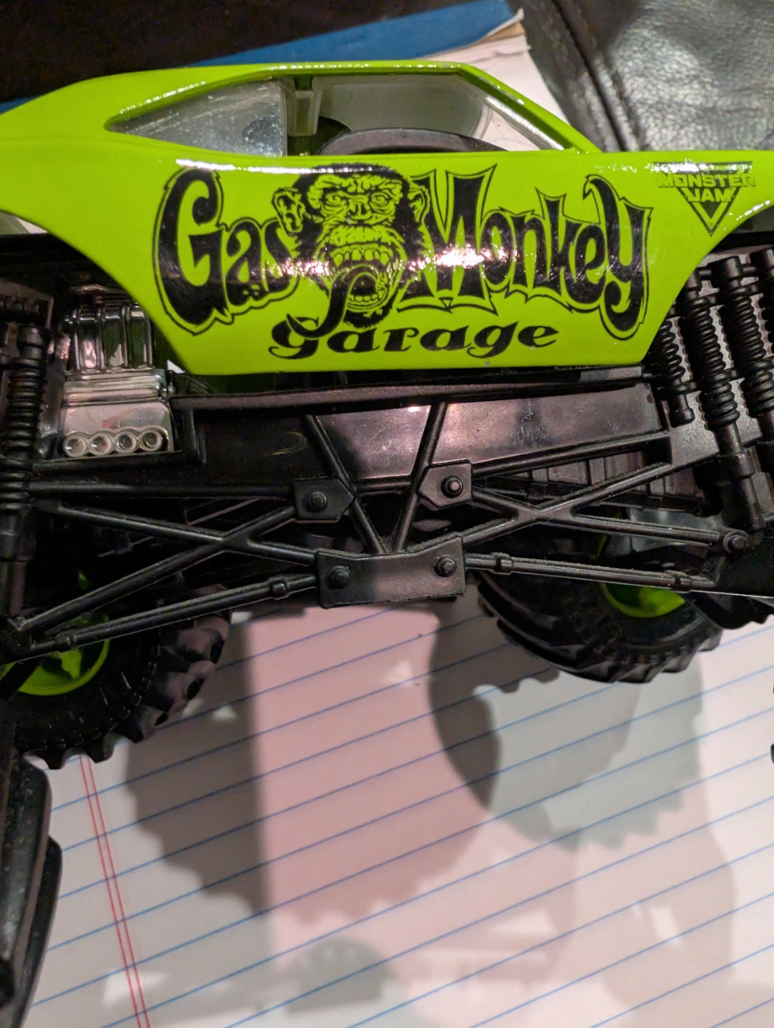 2016 Hot Wheels Gas Monkey Garage Monster Truck - photo 4