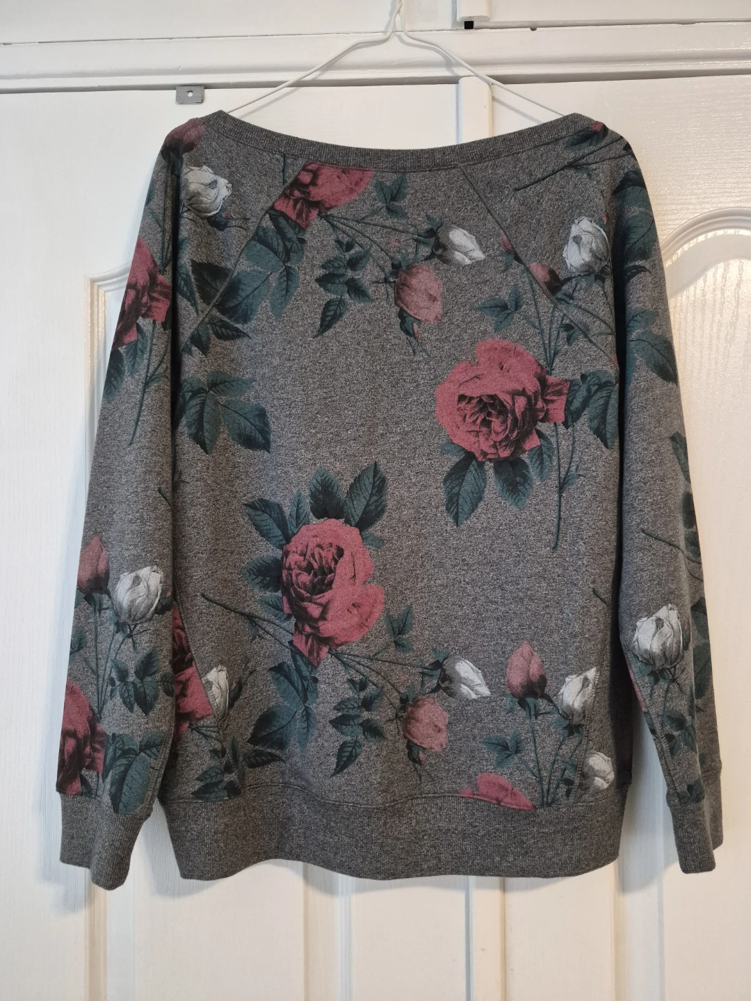 BRAND NEW Lolë Cozy Floral Raglan Crewneck Sweatshirt - photo 2