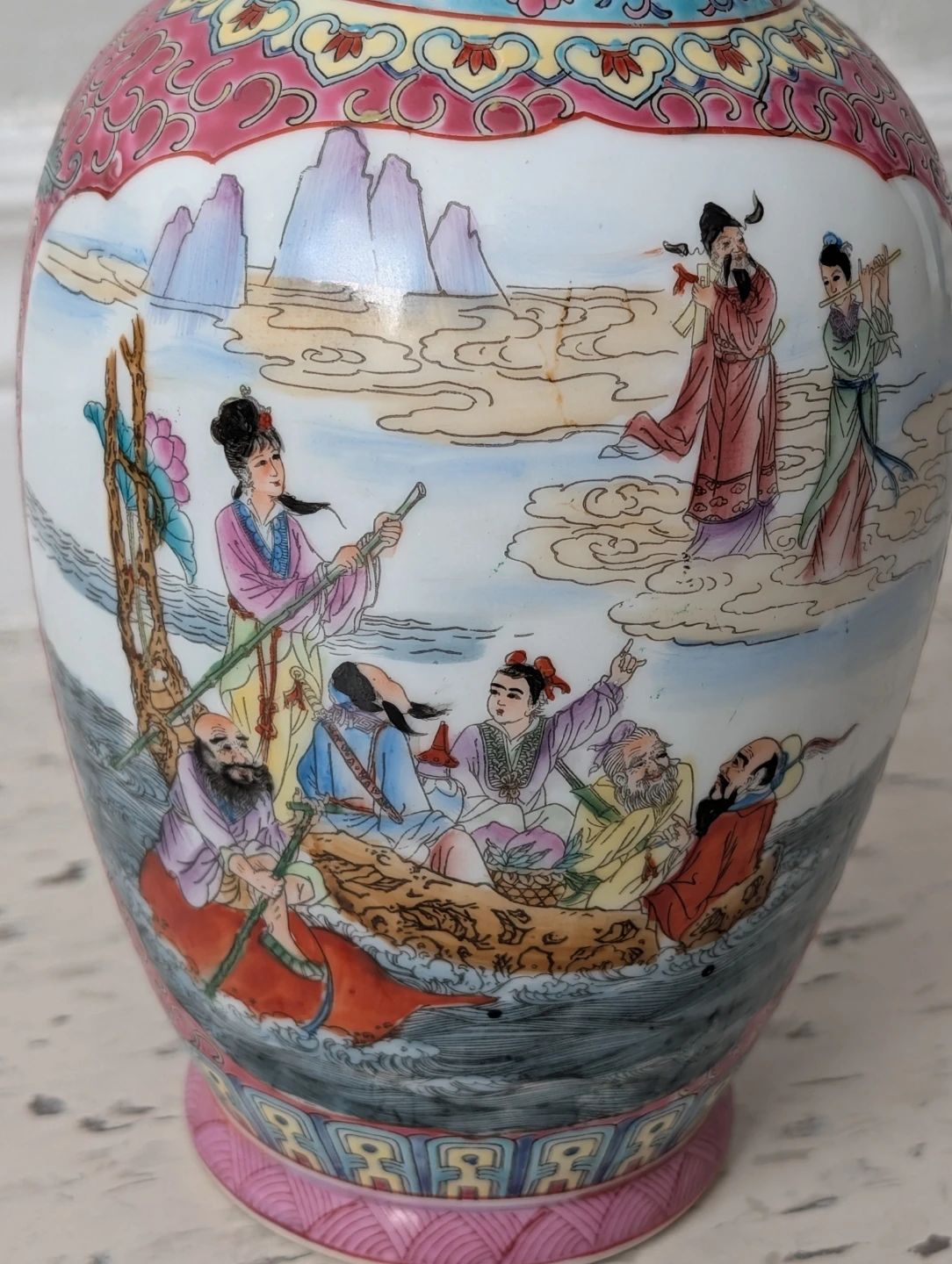 Decorative Chinese Porcelain Vase - photo 3