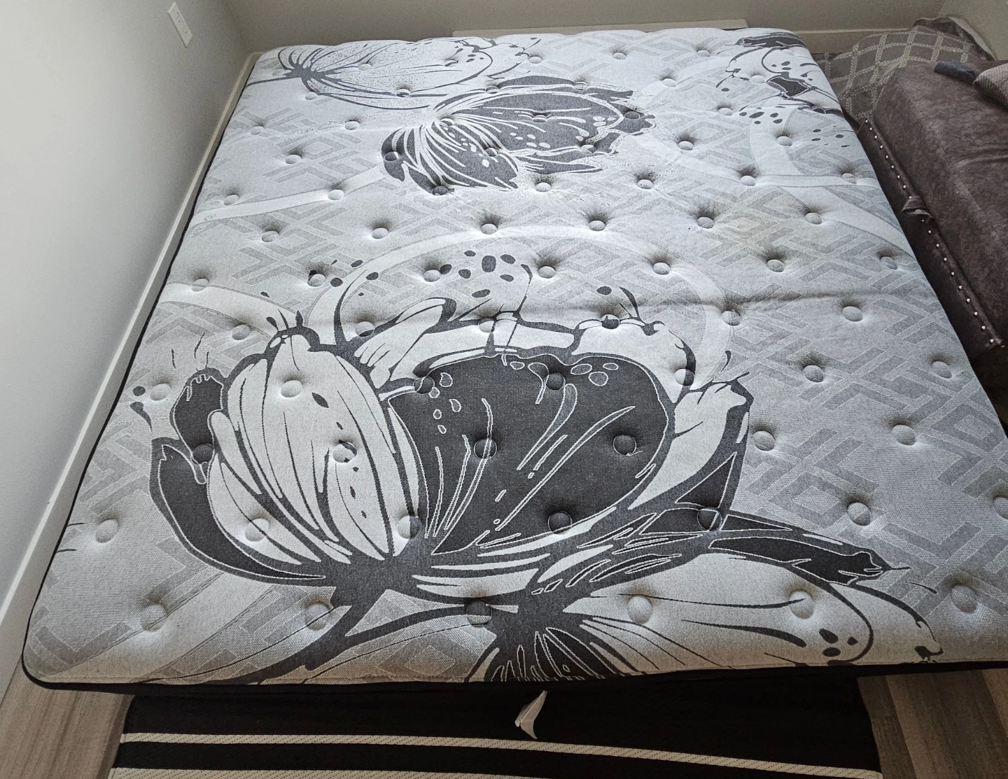 Sealy king size mattresses with manufacturer Warenty. - photo 2