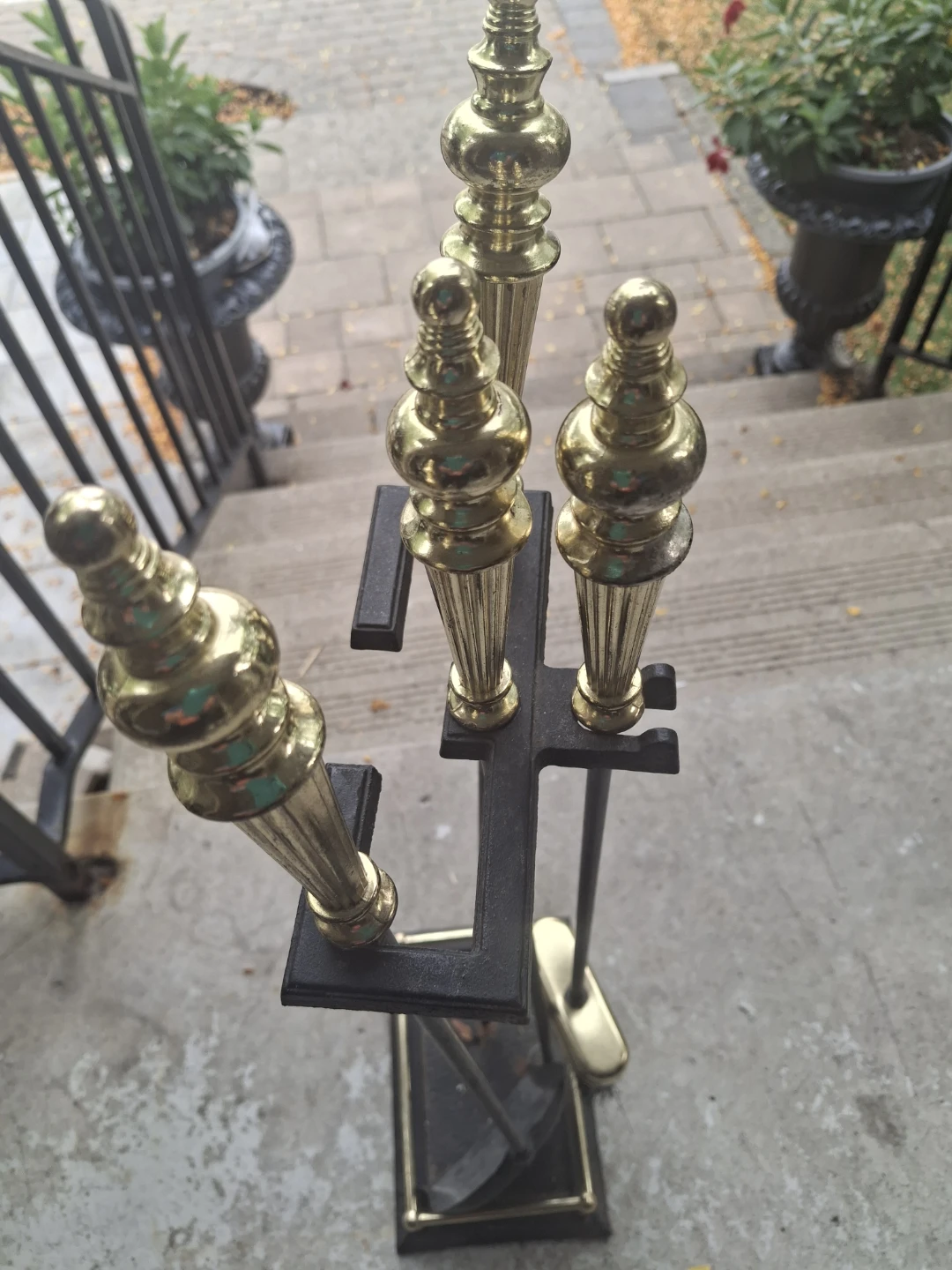 Fireplace Tool Set with Brass Handles - photo 4