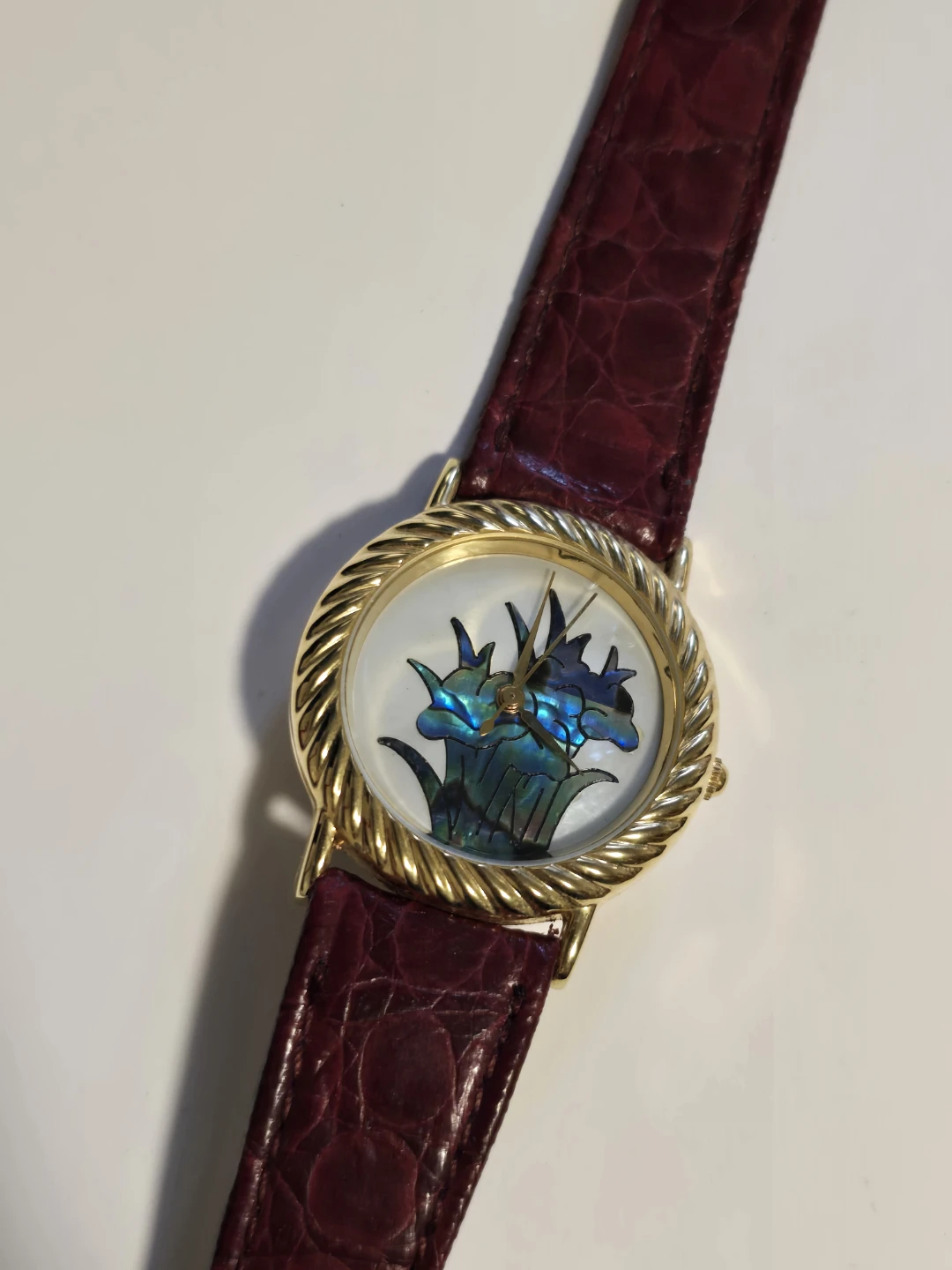 Gitano Women Mother of Pearl Flower Quartz Watch NEW BATTERY - photo 4