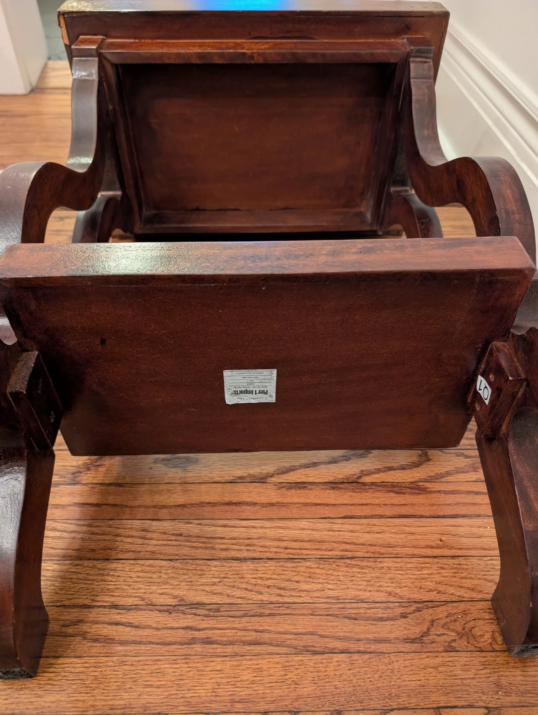 Woden side table with etched brass inlay - photo 5