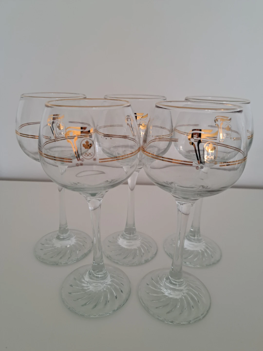 The entire 35-piece set for 18 dollars. - photo 3