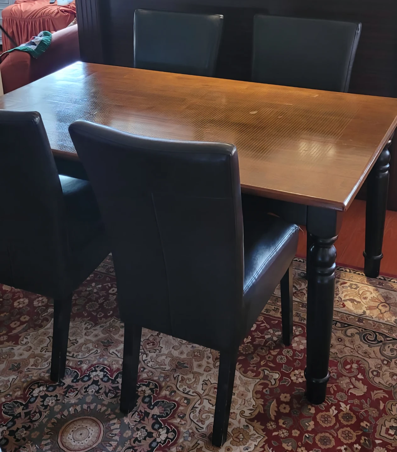 Dining Table and Four Leather Chairs Set - photo 3