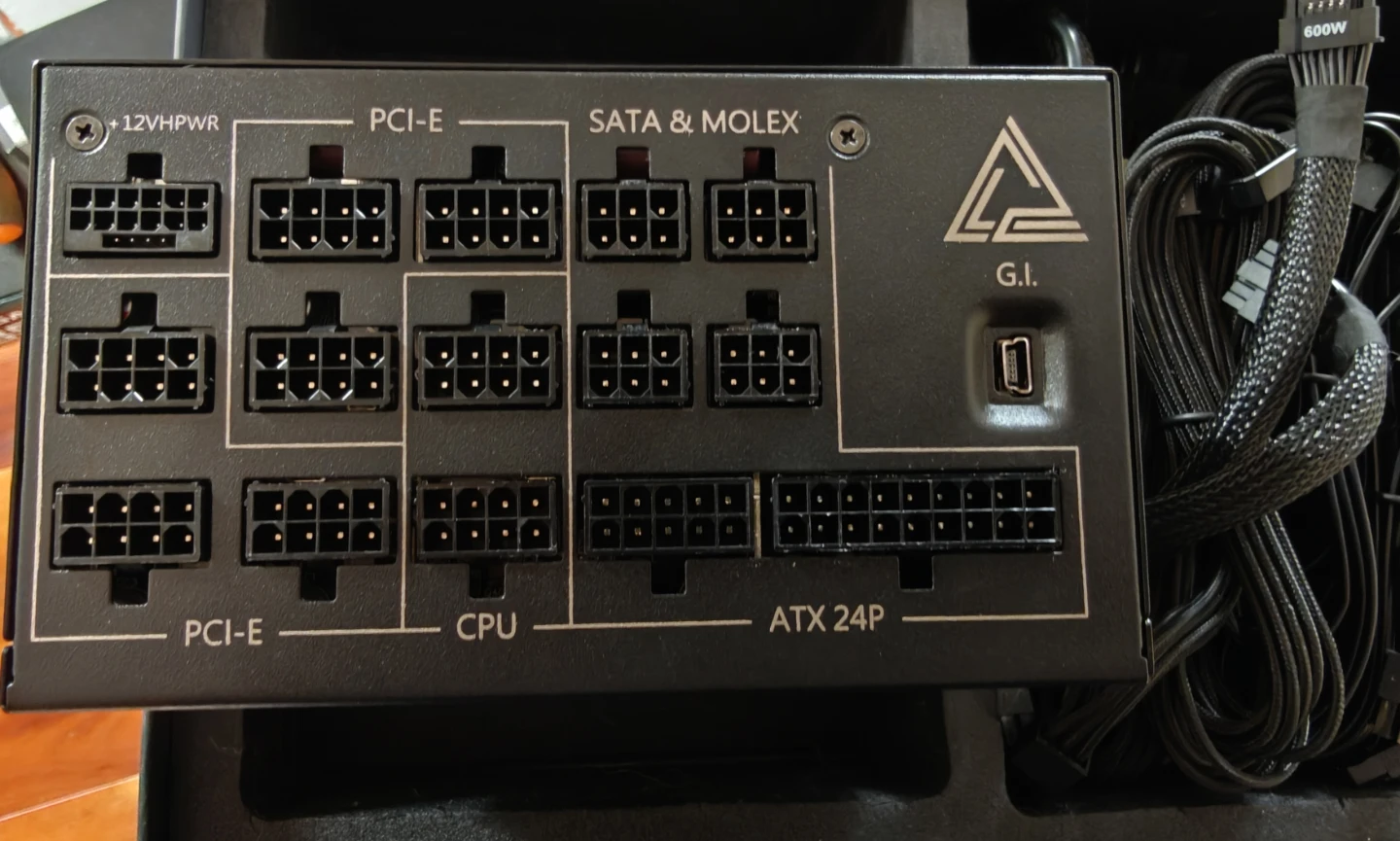 1300W PSU MSI MEG Ai1300P PCIE5 Power Supply - photo 2