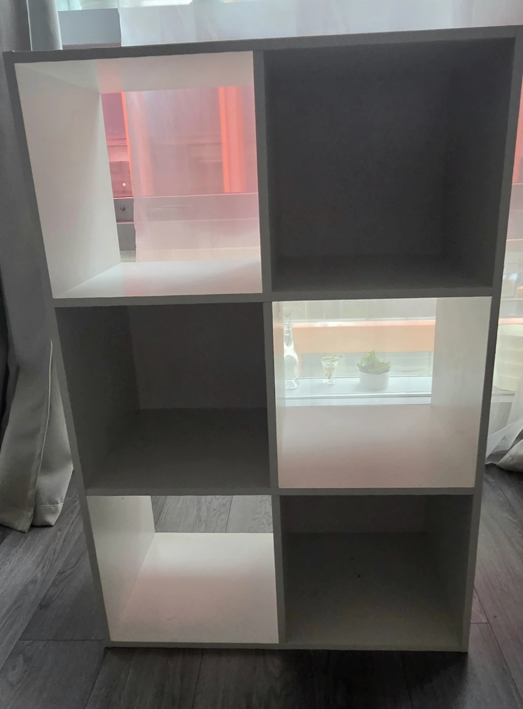 White 6-Cube Storage Shelf