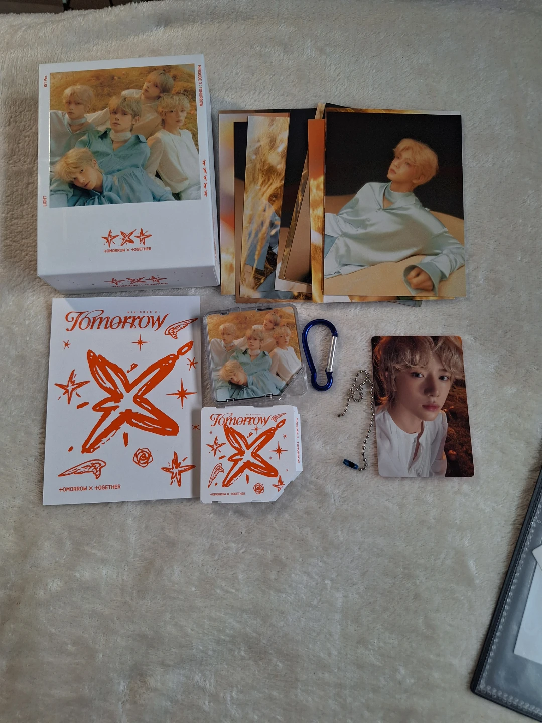 TOMORROW X TOGETHER (TXT) - MINISODE 3: TOMORROW (KIT VER.) - photo 2