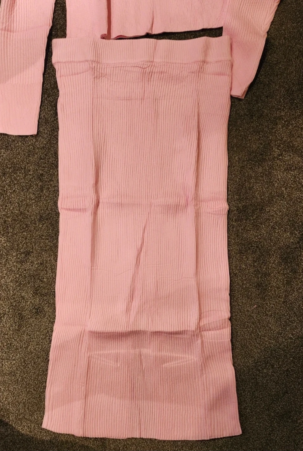 PrettyGarden Pink Ribbed Knit Cropped Sweater and Midi Skirt Set - photo 4