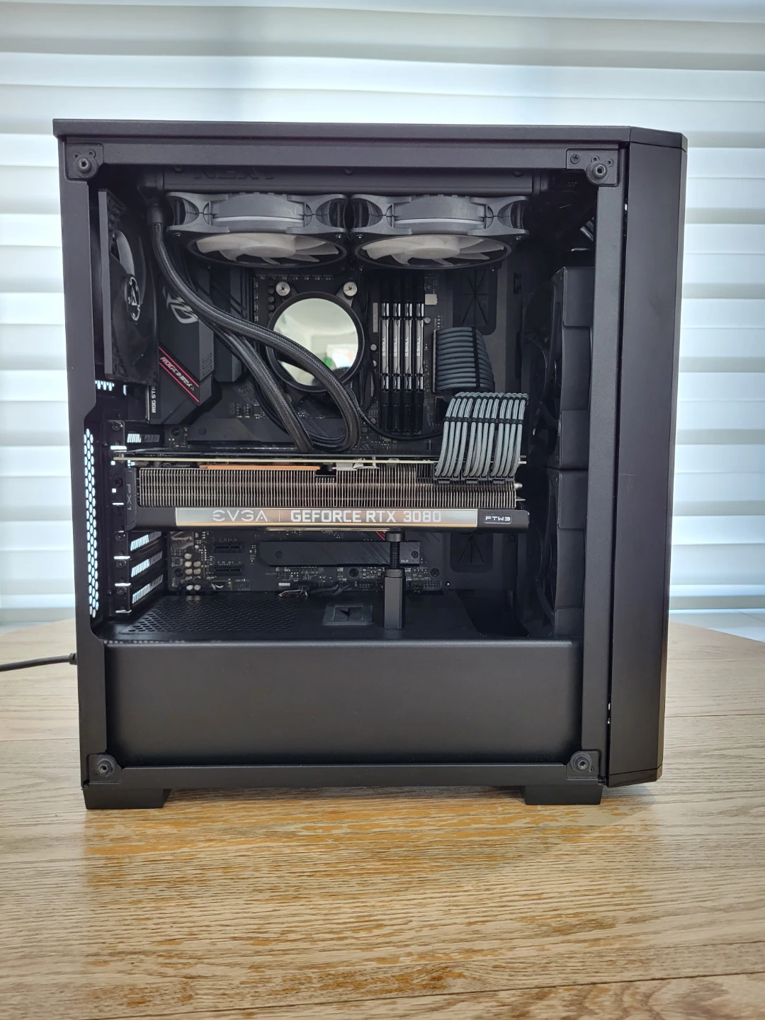 Premium Gaming PC - Ryzen 3900X / RTX 3080 / 32GB RAM / 1TB NVMe - photo 4