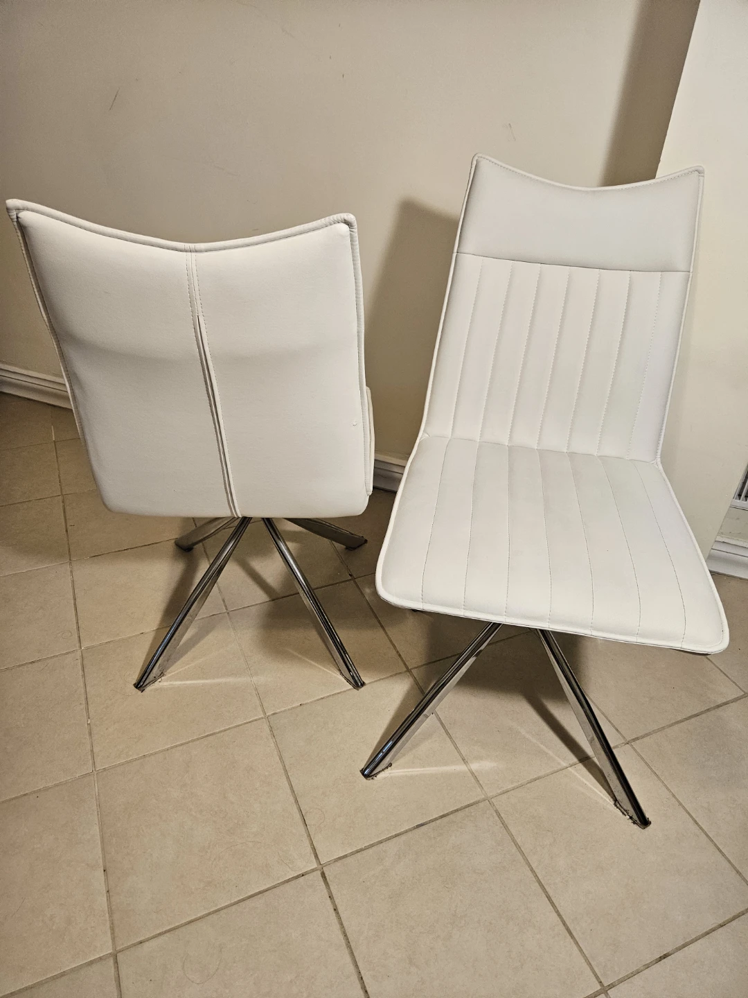 Set of 2 white modern dining chairs - photo 2