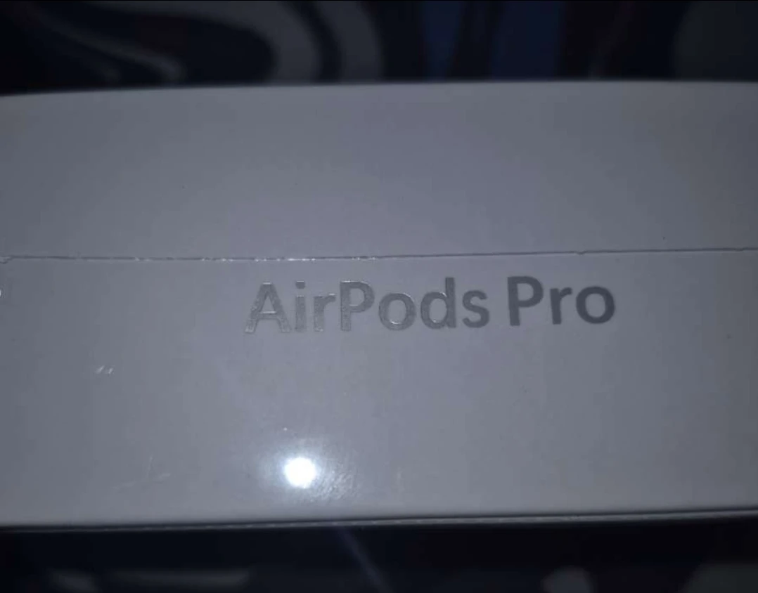 Apple AirPods Pro (3rd Generation) - photo 4