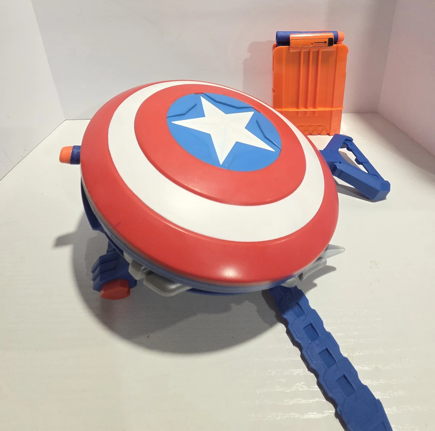 Marvel Captain America Nerf Blaster Shield - photo 2