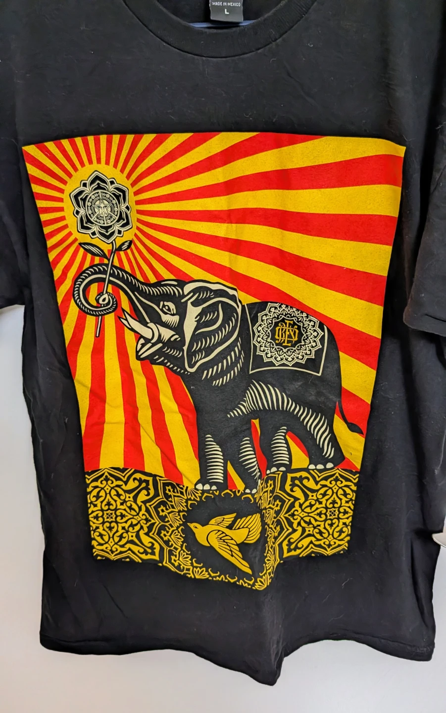 Obey Graphic Elephant T-Shirt - Men's Large - photo 3