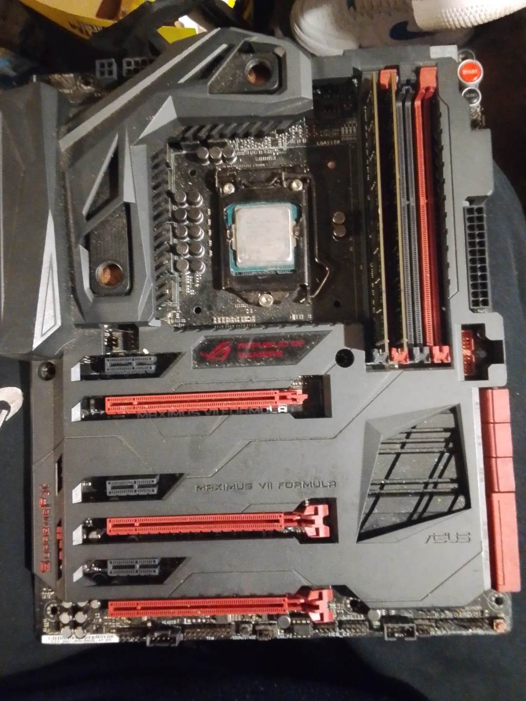 ASUS Republic of Gamers Maximus VII Formula Motherboard - photo 2