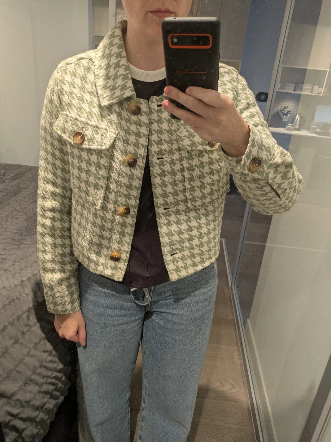 Green and white houndstooth jacket - size M