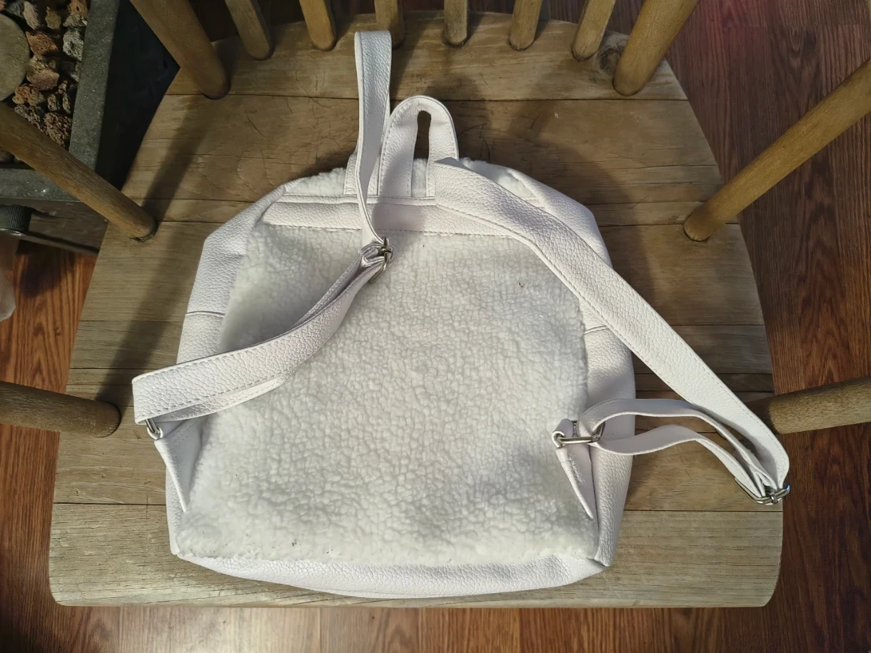 Ariana Grande Plush Backpack for Woman/Girls - photo 3