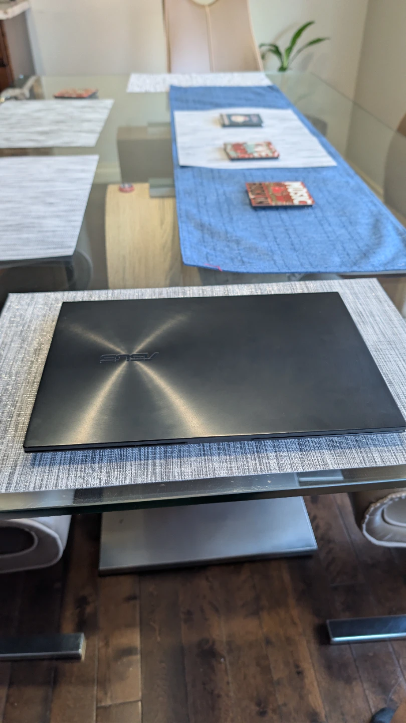 Asus ZenBook OLED - photo 3