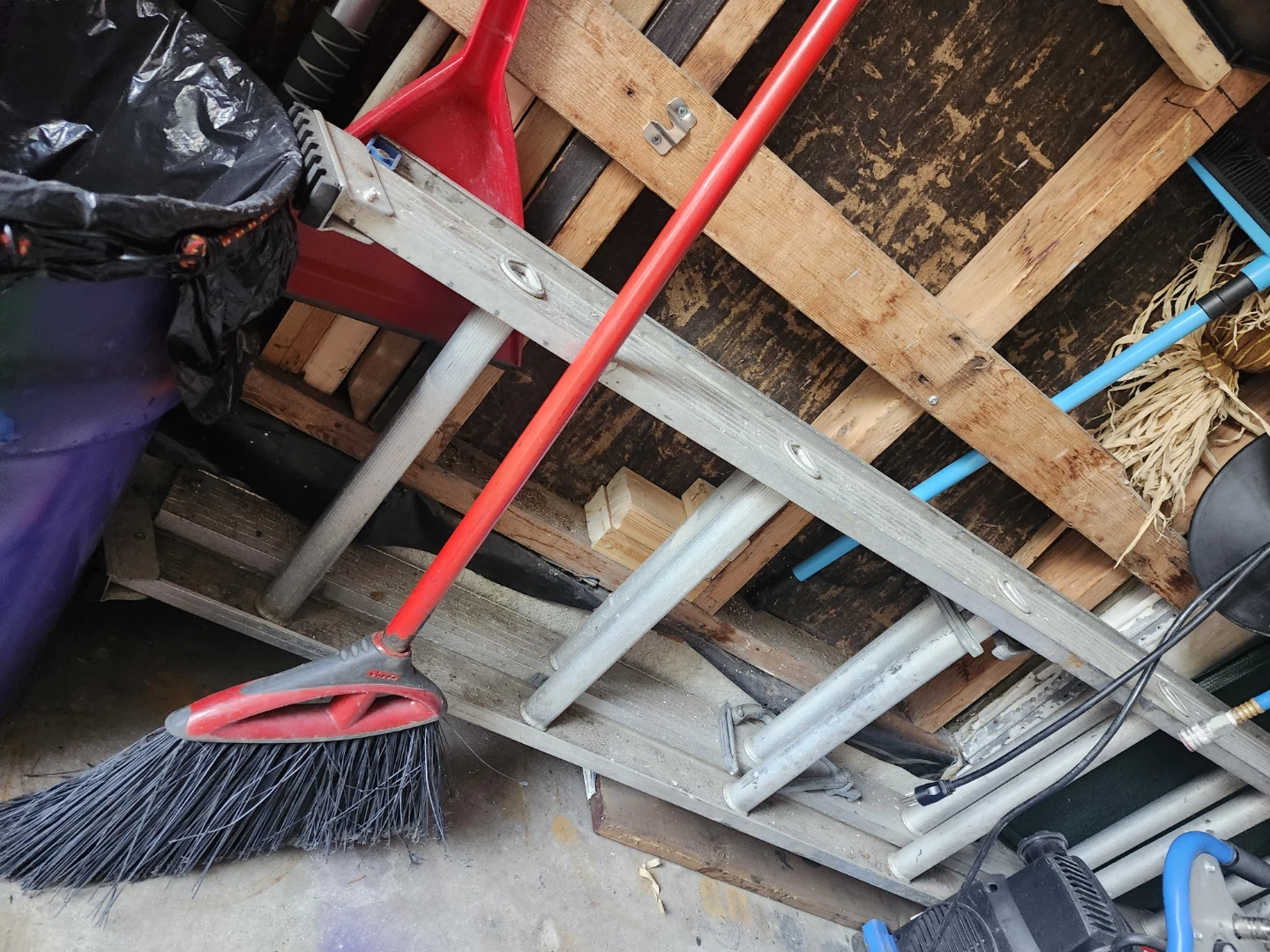 16ft extension ladder - photo 2