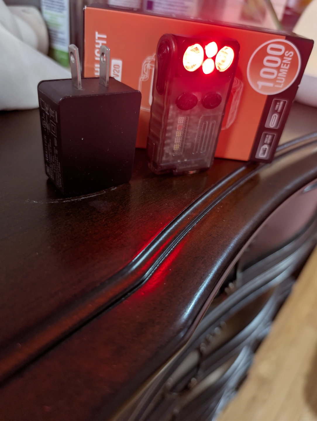 BORUIT EDC Flashlight Model V20 - photo 2