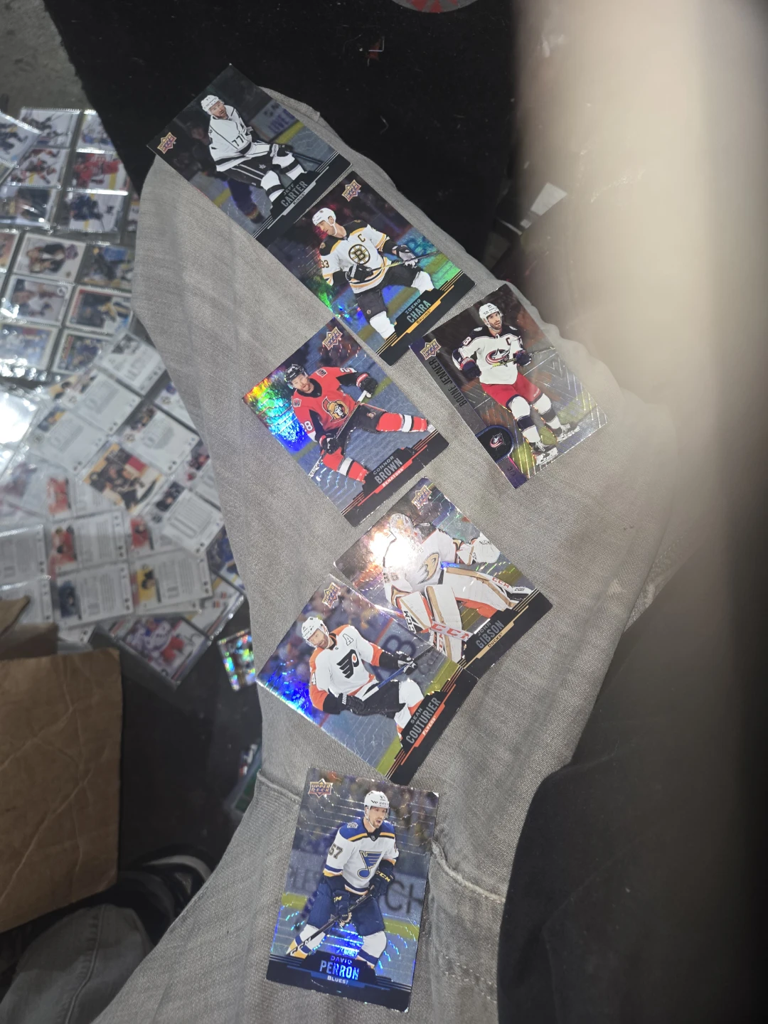 Assorted NHL and MLB Hockey Trading Cards - photo 5