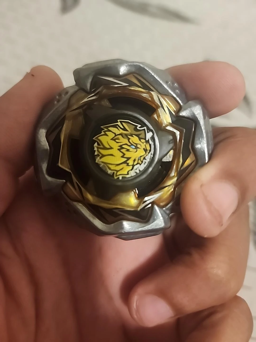 Beyblade X Leon Crest 7-60GN — NEW/NEVER USED