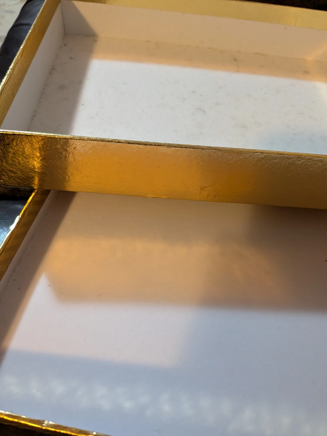 Free  🏈 Gold Strpped Gift Box  9.8 inch  X  7.1 inch - photo 4