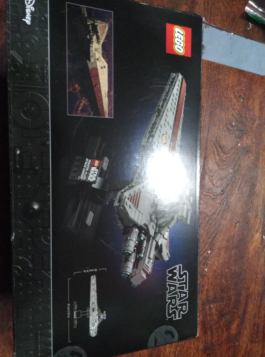 LEGO Star Wars Venator-Class Attack Cruiser 75441 - photo 2