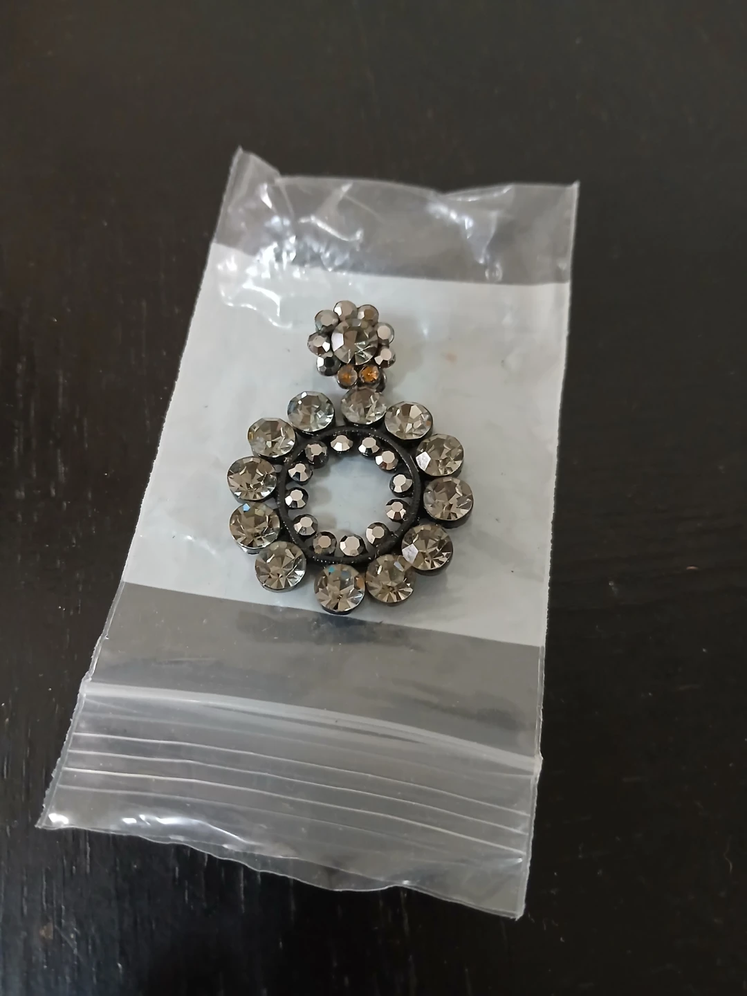 Crystal circle pendant