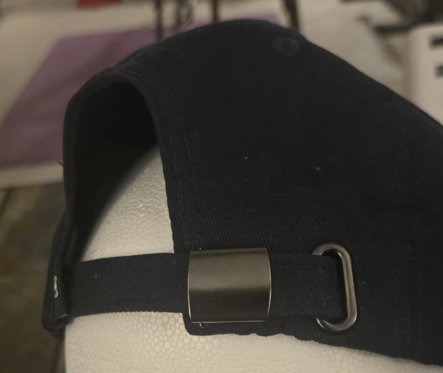 Baseball style hat/cap.  BÆRSkin Navy blue. Adjustable.EUC. - photo 3